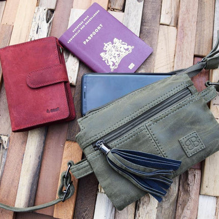 Tas - tassen - bags - Bag- Bicky Bernard- Harmonica 3-Vaks tasje - schoudertasje - crossbody tasje - Olive