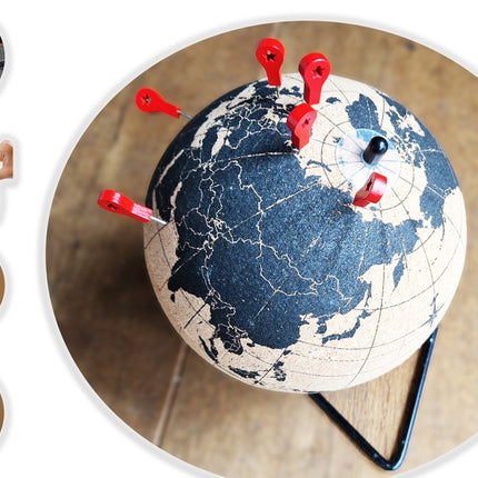 Wereldbol van kurk met metalen standaard - Diameter 15 cm - Kurkbol met gekleurde push-pins - Draaibare wereldbol Kurk - Educatieve wereldkaart - Duurzame roestvrijstalen basis Gemakkelijk draaien - Houd de reizen bij - Stijlvol decor