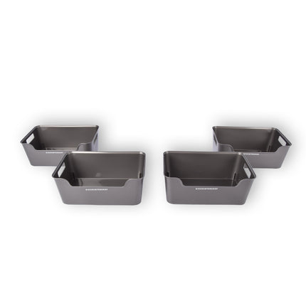 Vier Stijlvolle Grijze Opbergmanden Van Plastic: Compact, Lichtgewicht En Met Een Inhoud Van 1 Liter Per Mand. Perfect Formaat: 17,5cm x 27cm x 11cm.