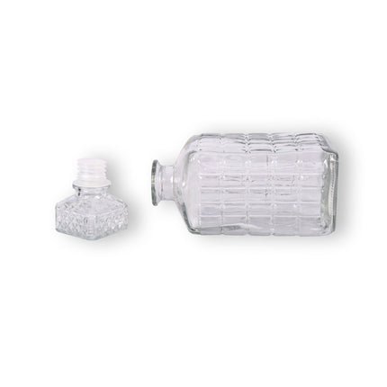 Strak Vormgegeven Karaf van Transparant Glas - Geschikt voor Whiskey - Hoogte 23.5cm - Breedte 8.5cm - Inhoud 1000ml