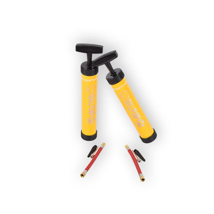 Set van 2 Kwalitatieve Gele Ballenpompen - Luchtpomp - Handpomp - Voetbalpomp - Bal Inflator - Lengte van 23cm