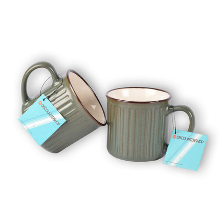 Twee Stijlvolle Groene Aardewerken Bekers - 250ml - Perfect voor Koffie en Thee - Afmetingen: 13cm x 9cm