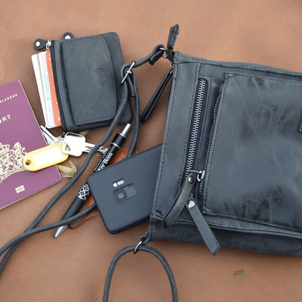 Bicky Bernard Schoudertas Zwart met 5 ritsen - tas - tassen - schoudertas dames - handtas - Zwart schoudertas - schoudertas meiden -