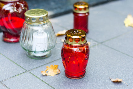 2 stuks Herdenkingskaars - Kaars - Witte kaars kopen - Herdenkingskaarsen - Glas - Witte kaars in glas - Kaarshouder - Herdenkingskaarsje - Hartje - Rood - kaars -kaarsen